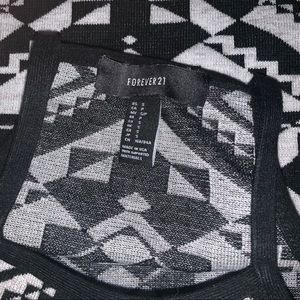 Forever 21 Tops - Forever 21 Tribal Halter Crop Top Forever 21 Tops - Forever 21 Tribal Halter Crop Top